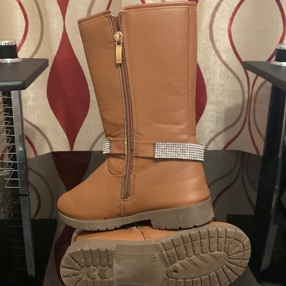 Toddlers winter boots - Picture 3 of 3